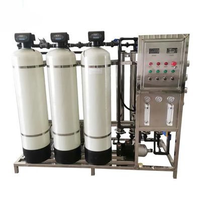 2TPH 3,0kW-380-415V 3xFRP δεξαμενές Αμυδρόνερο Αντίστροφη οσμωτική μονάδα ύδρευσης