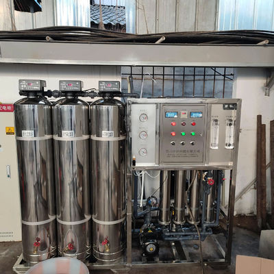 1TPH 2.1kW-380-415V 3xSS304 δεξαμενές Βρακόνερο Αντίστροφη οσμωτική μονάδα ύδρευσης