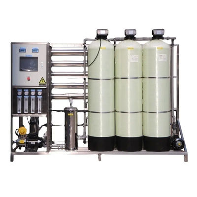 4TPH 5.5kW-380-415V 3xFRP δεξαμενές Βραχτόνερο Αντίστροφη οσμωτική μονάδα ύδρευσης