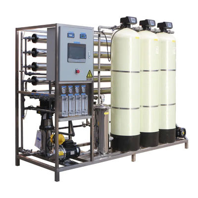 4TPH 5.5kW-380-415V 3xFRP δεξαμενές Βραχτόνερο Αντίστροφη οσμωτική μονάδα ύδρευσης