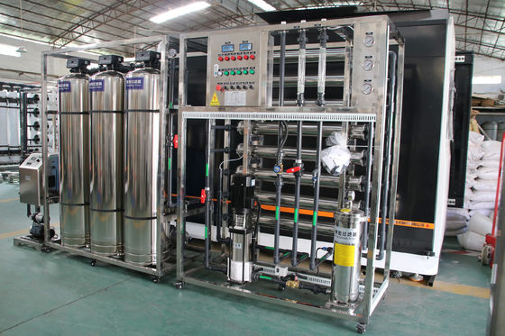 3TPH 5.5kW-380-415V 3xSS304 δεξαμενές Βραχτόνερο Αντίστροφη οσμωτική μονάδα ύδρευσης