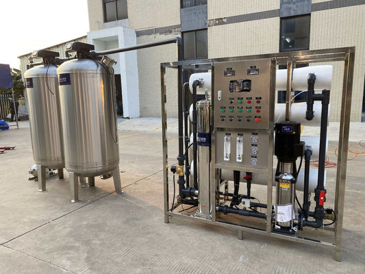 5TPH 7.4kW-380-415V 2xSS304 δεξαμενές Βραχτόνερο Αντίστροφη οσμωτική μονάδα ύδρευσης