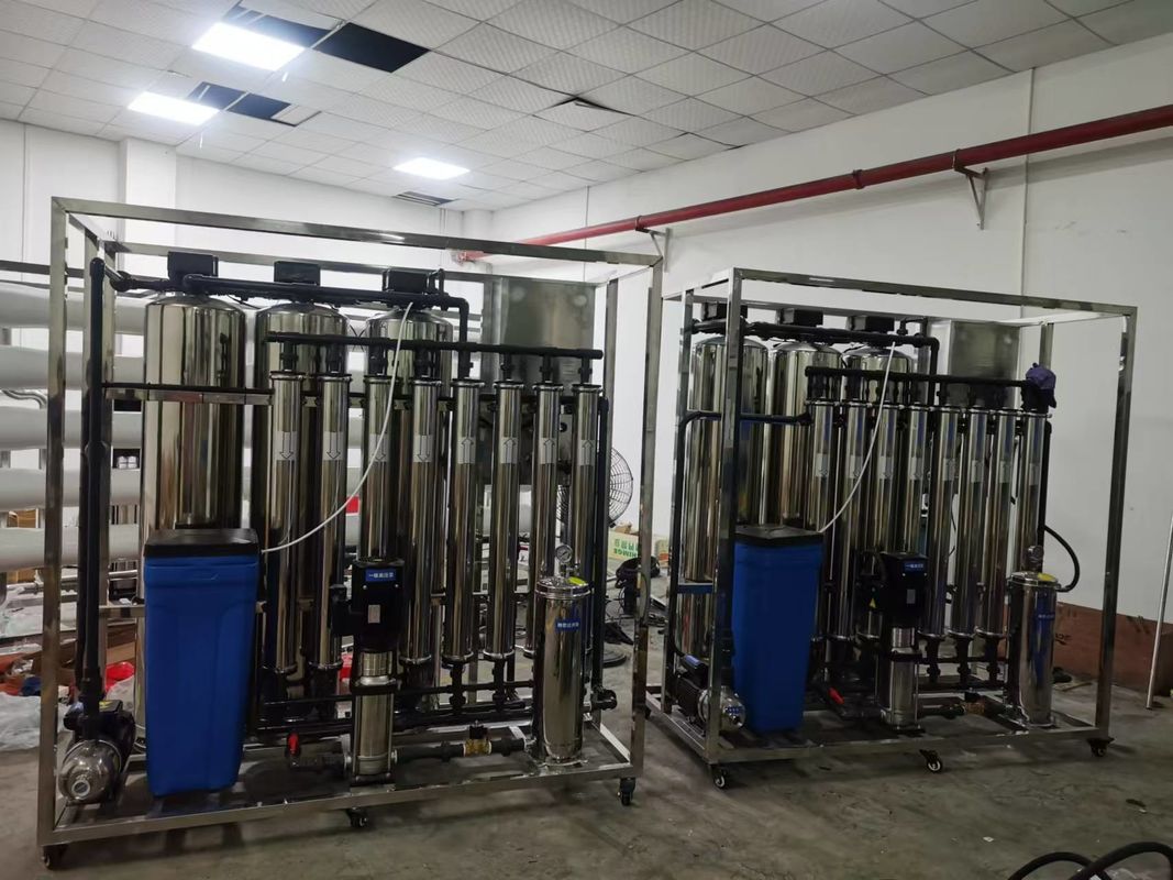 PRO-ST40160 1TPH Εγκατάσταση αντίστροφης όσμωσης αλμυρού νερού SS304 Skid 2.1kW Γρήγορος χρόνος προόδου